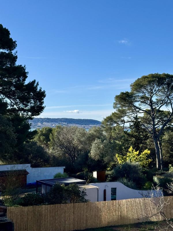 Maison - 137 m² - 5 pièces