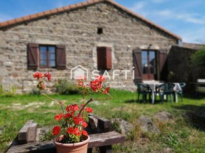 Maison - 230 m² - 11 pièces