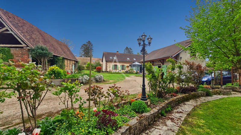 Maison - 178 m² - 6 pièces