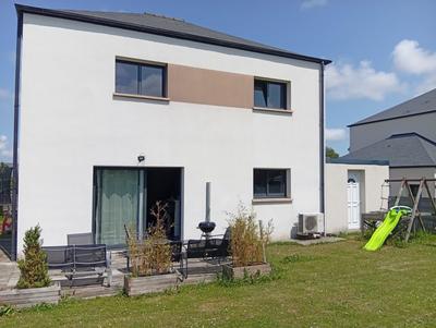 Maison - 123 m² - 5 pièces