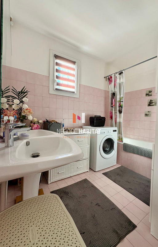 Maison - 92 m² - 4 pièces