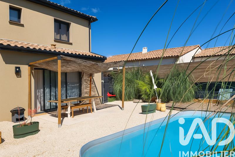 Maison - 110 m² - 4 pièces