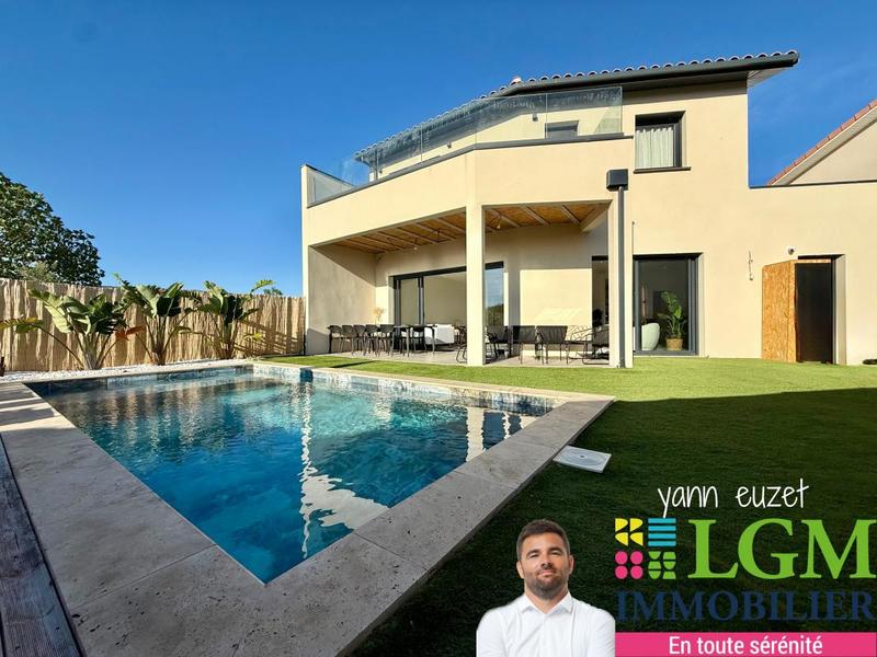 Maison - 144 m² - 4 pièces