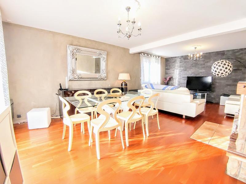 Maison ancienne - 189 m² - 6 pièces