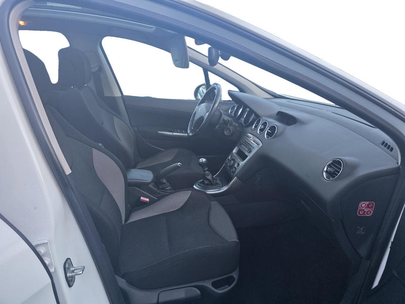 Peugeot 308 - 1.6 HDi 110 Cv Premium Pack