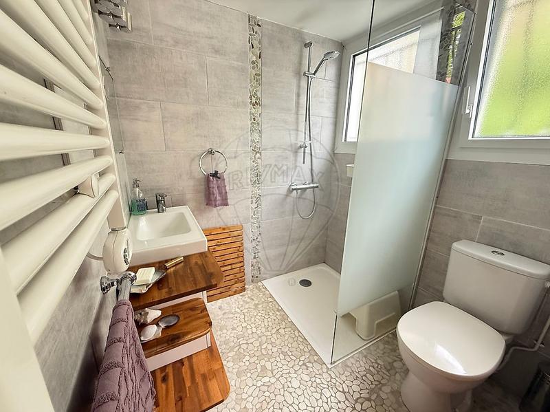 Villa - 168 m² - 6 pièces