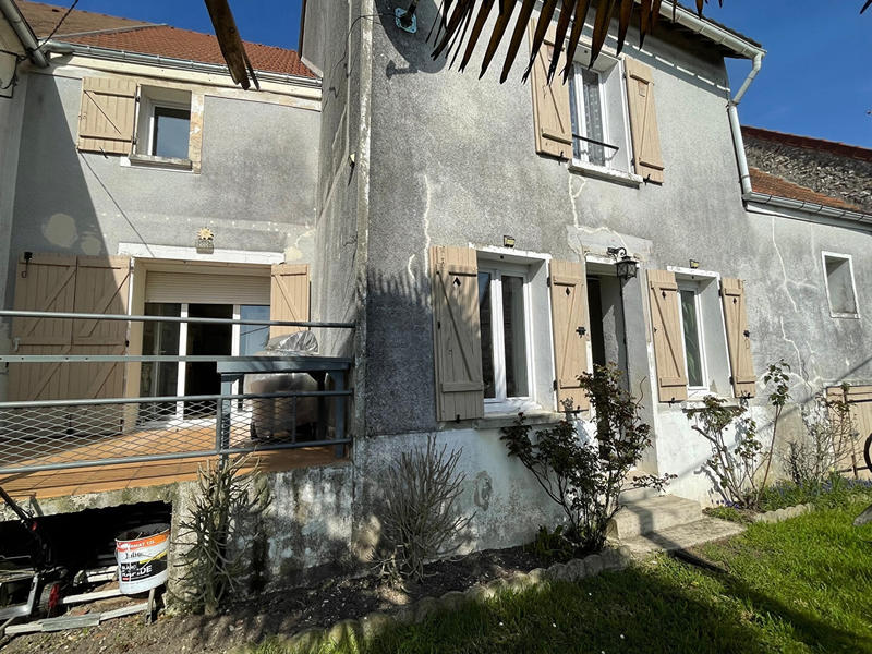 Maison - 97 m² - 4 pièces