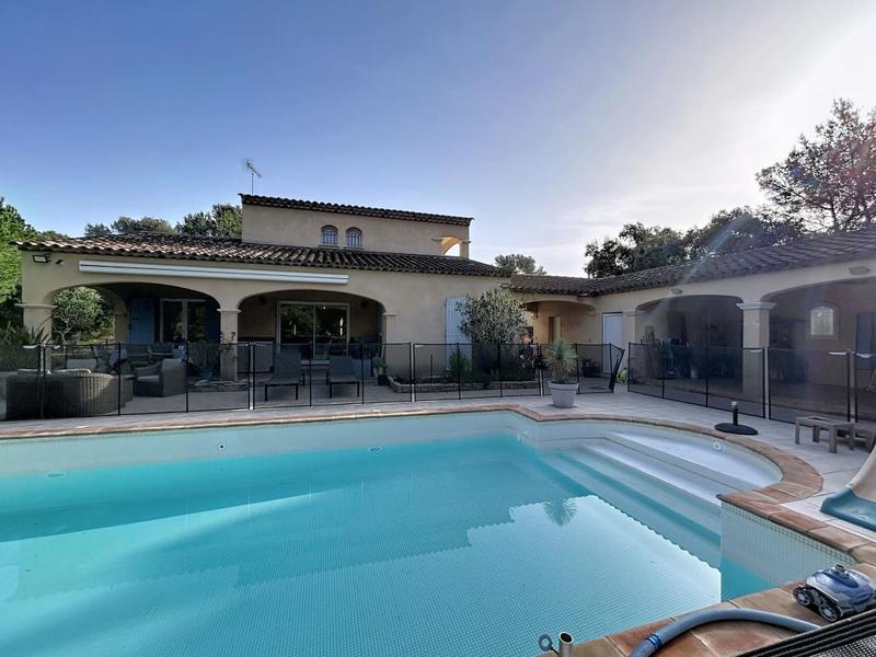 Maison - 168 m² - 5 pièces