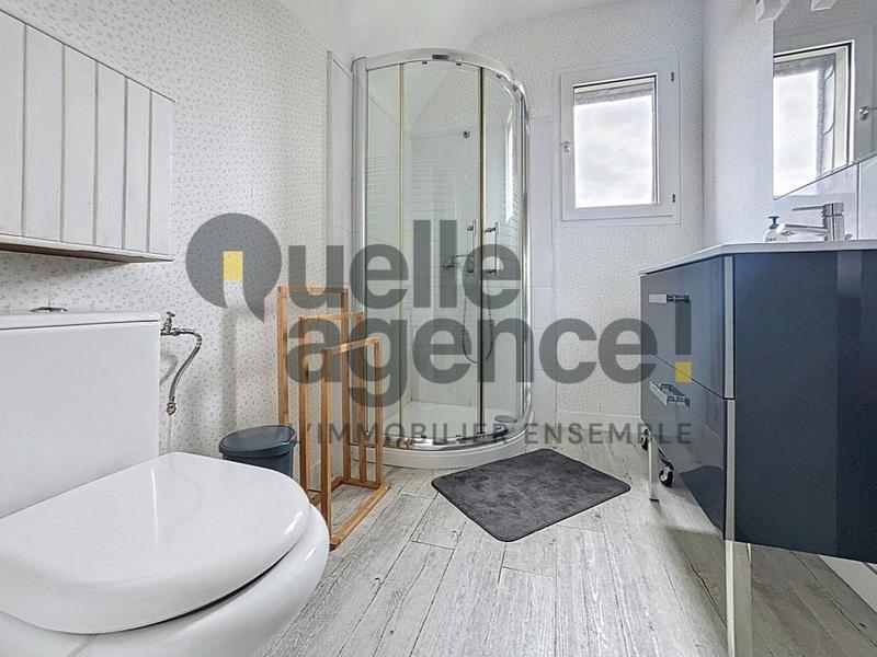 Maison en pierre - 137 m² - 7 pièces