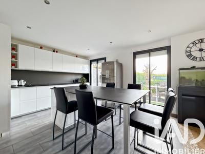 Maison - 155 m² - 6 pièces