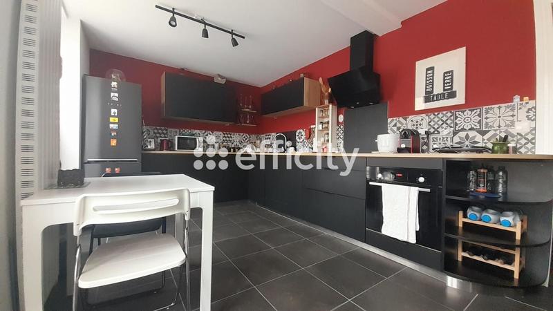 Appartement - 100 m² - 4 pièces