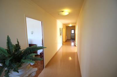 Maison - 256 m² - 7 pièces