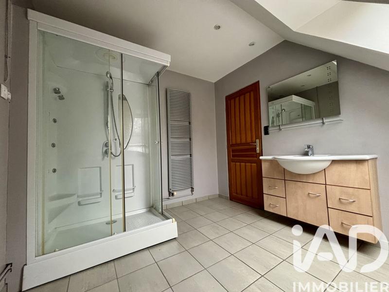 Maison - 313 m² - 7 pièces