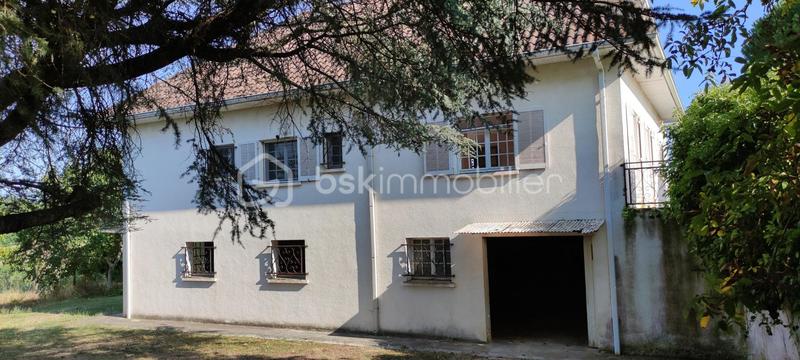 Demeure - 130 m² - 7 pièces