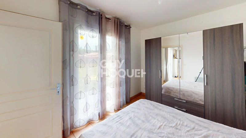 Maison - 93 m² - 4 pièces