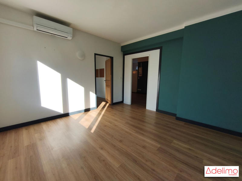 Appartement - 116 m² - 6 pièces