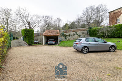 Propriété - 204 m² - 7 pièces