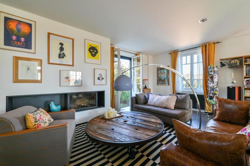 Maison - 200 m² - 7 pièces