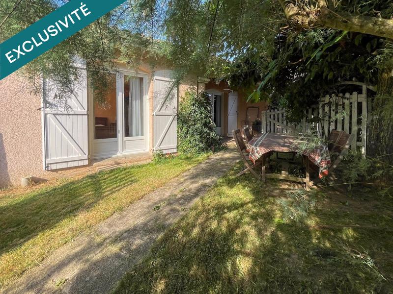 Villa - 220 m² - 8 pièces