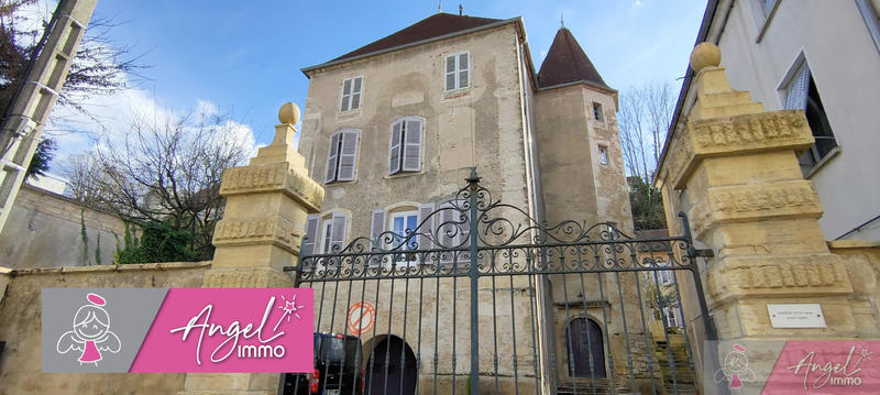 Appartement - 193 m² - 8 pièces