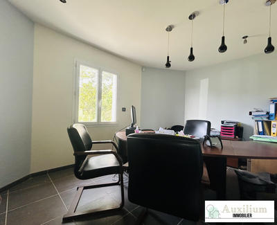 Local d'activités - 168 m² - 5 pièces