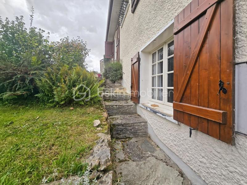 Maison - 95 m² - 6 pièces