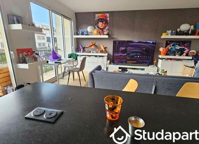 Chambre - 12 m² - 1 pièce