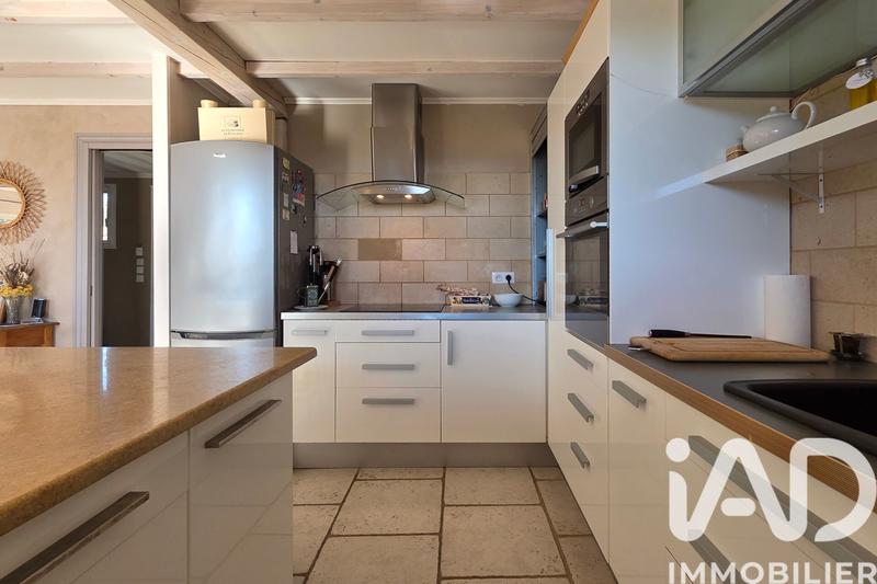 Maison - 182 m² - 7 pièces