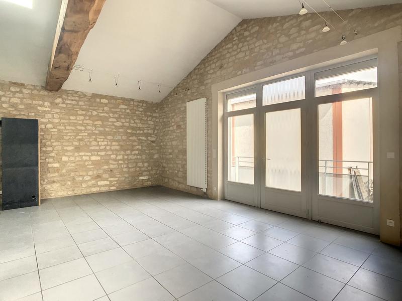 Appartement - 75 m² - 3 pièces