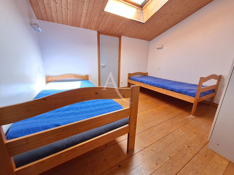 Maison - 151 m² - 7 pièces