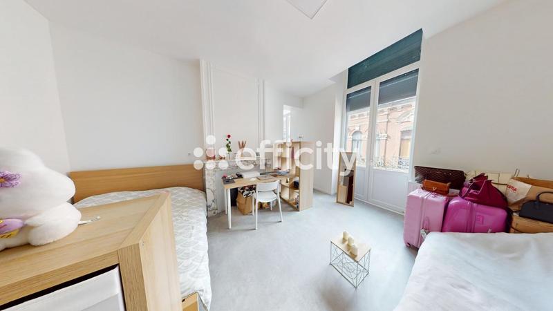 Immeuble - 650 m² - 9 pièces