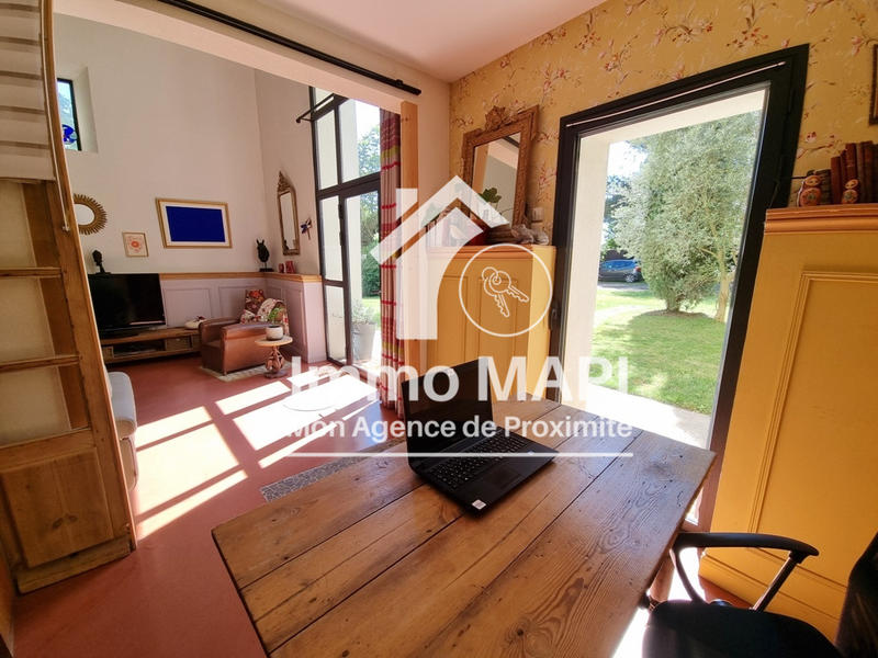 Maison - 276 m² - 10 pièces