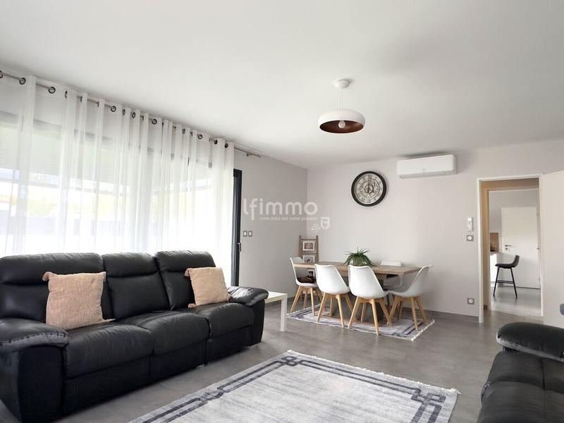 Maison - 108 m² - 4 pièces