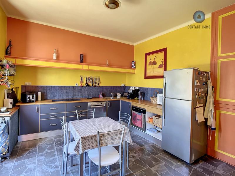 Maison - 171 m² - 7 pièces