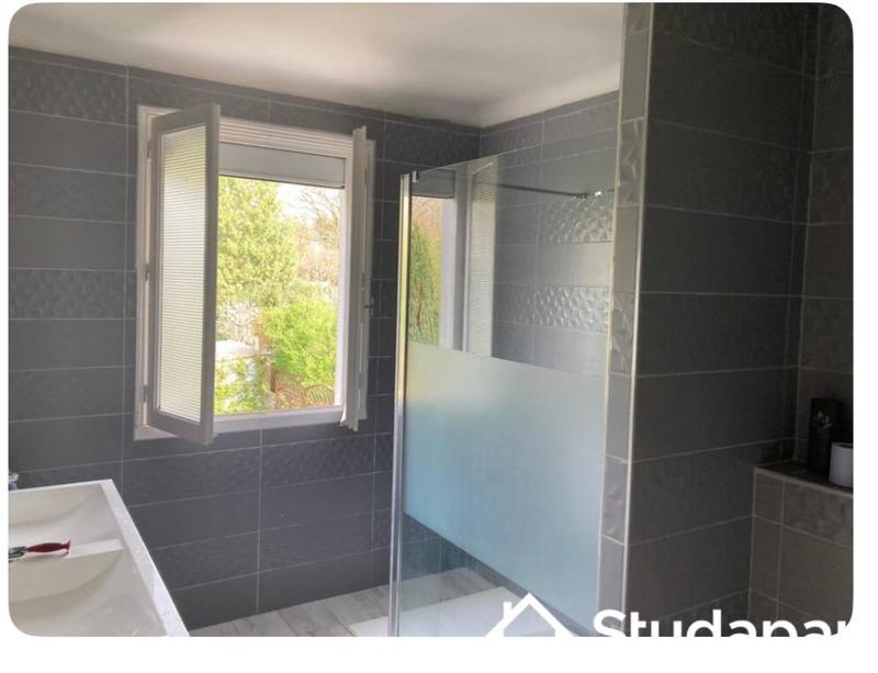 Chambre - 13 m² - 1 pièce