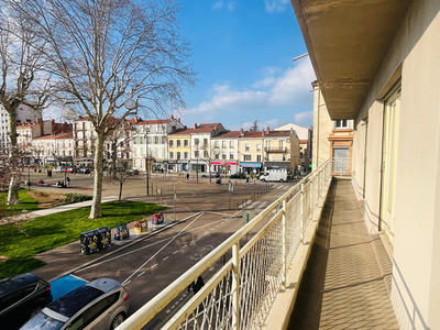 Appartement - 166 m² - 5 pièces