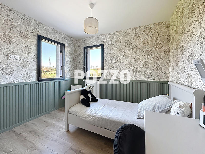 Maison - 283 m² - 11 pièces