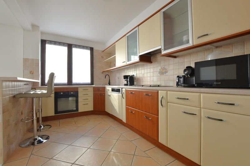 Appartement - 87 m² - 5 pièces