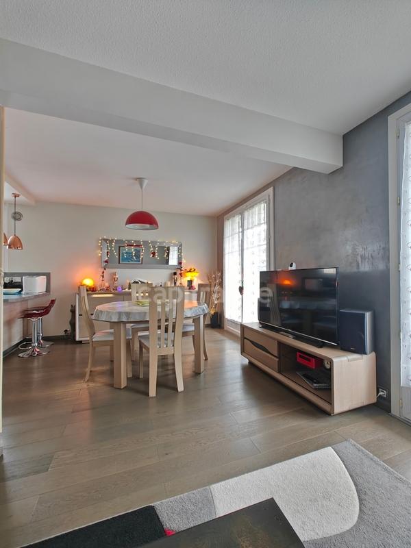 Maison - 121 m² - 5 pièces