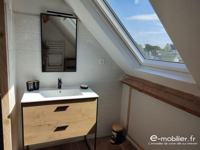 Maison - 120 m² - 8 pièces