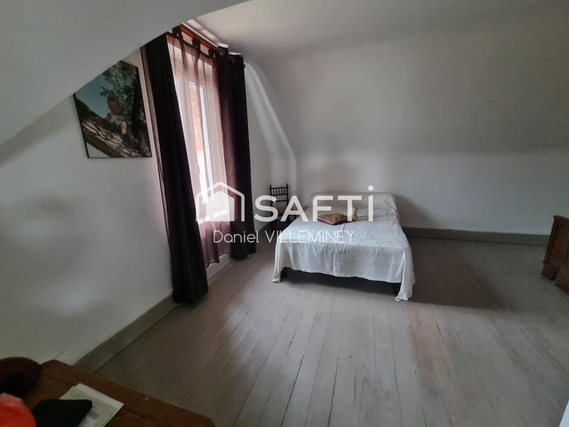 Maison - 203 m² - 9 pièces