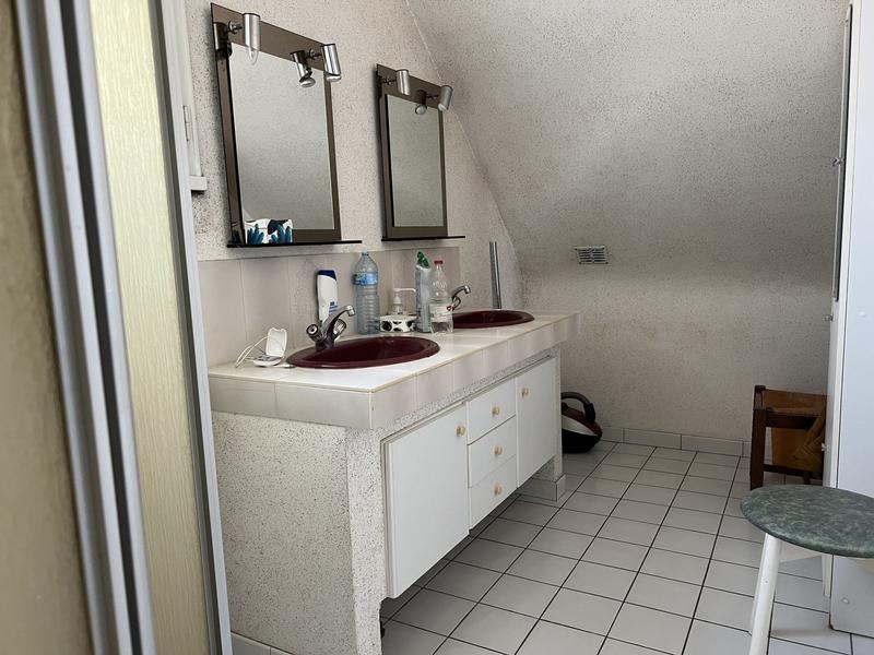 Maison - 175 m² - 8 pièces