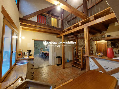 Maison - 168 m² - 7 pièces
