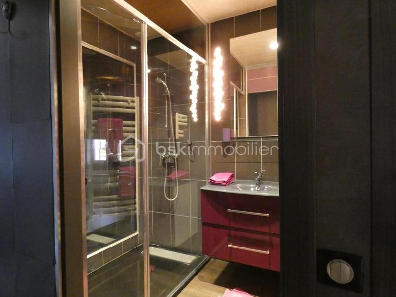 Divers - 453 m² - 14 pièces