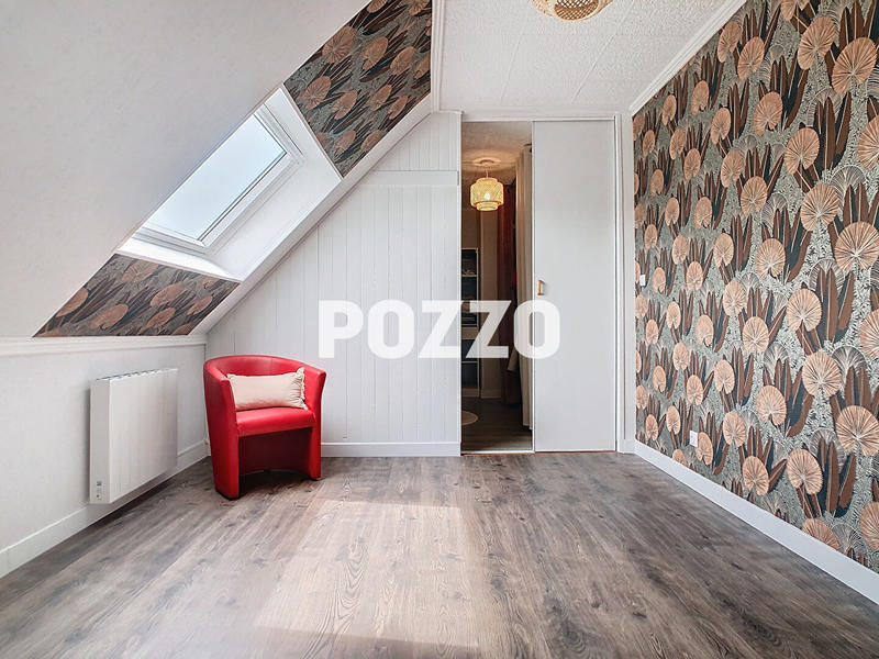 Maison - 170 m² - 8 pièces