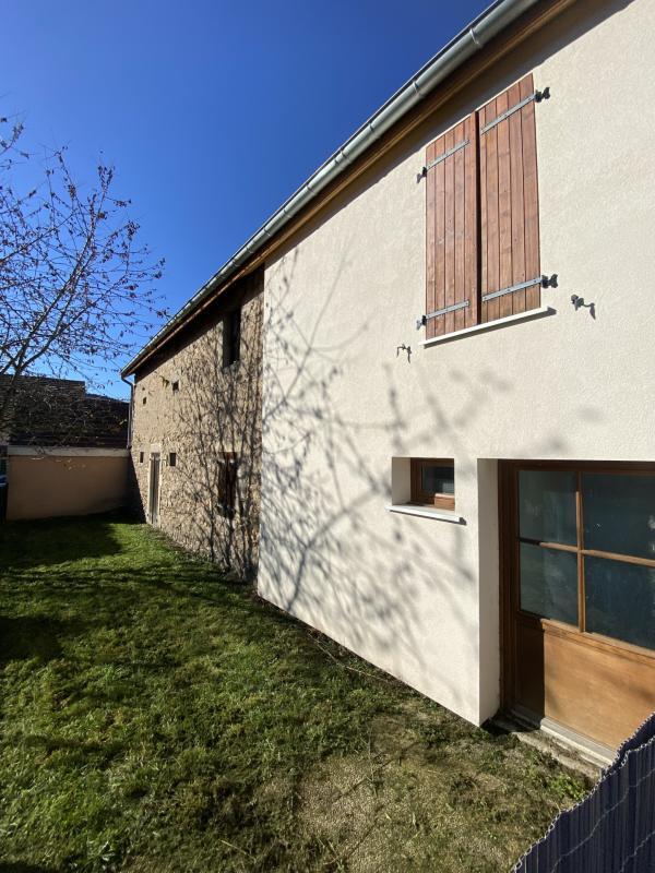 Maison de village - 85 m² - 4 pièces