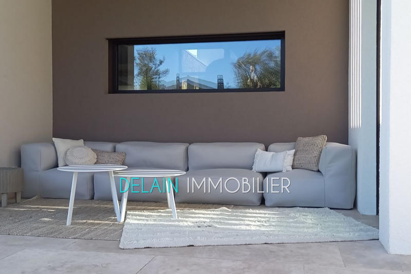 Maison - 257 m² - 5 pièces