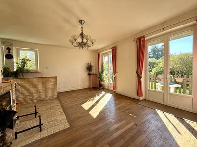 Maison - 158 m² - 6 pièces