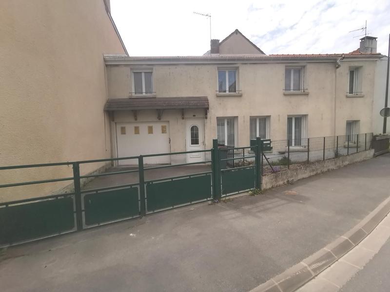 Maison - 160 m² - 8 pièces