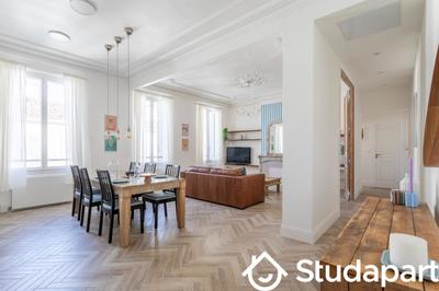 Appartement - 68 m² - 2 pièces